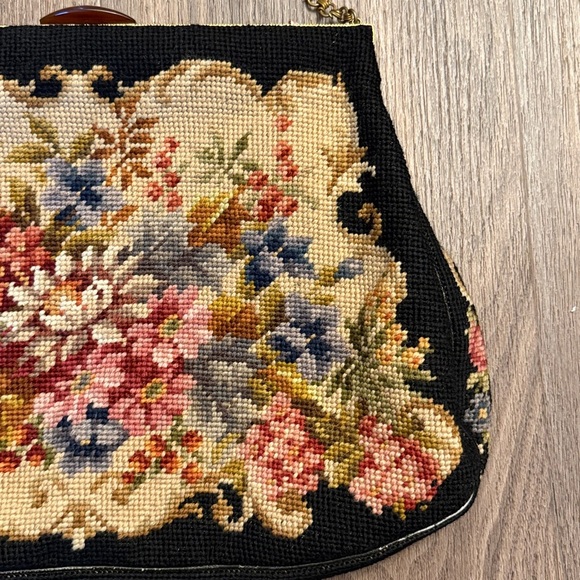 Vintage Jolles made in Austria needlepoint Floral Embroidered Women's Bag - Picture 7 of 12